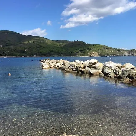 A Pochi Passi Dalle Spiagge Di Feriehus Lacona