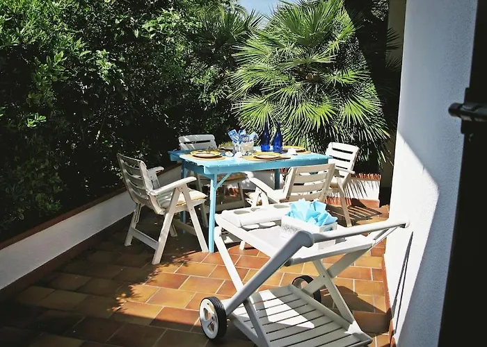 A Pochi Passi Dalle Spiagge Di * Lacona